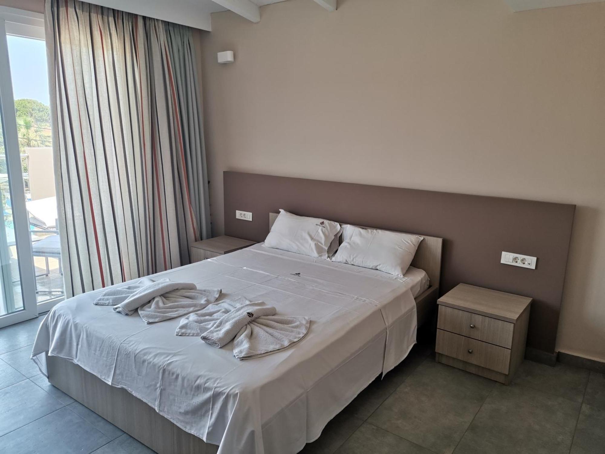 Apollon Hotel พลานอส ห้อง รูปภาพ
